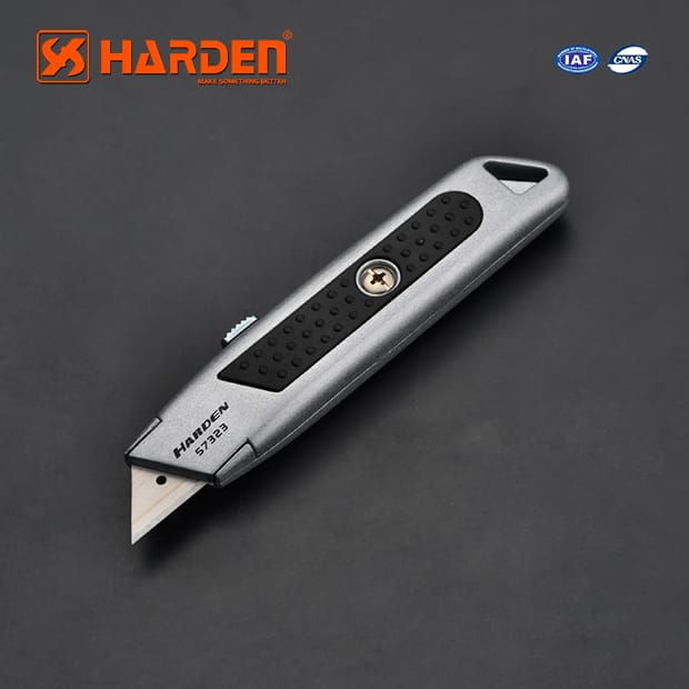 HARDEN 150mm Universal Knife, 30MM Width Blade, Zinc Alloy Housing Utility Cutter Professional Quality, Folding Utility Knife, Multi Hand Cutting Tool Box, Cutter Knife Cutter; 570323